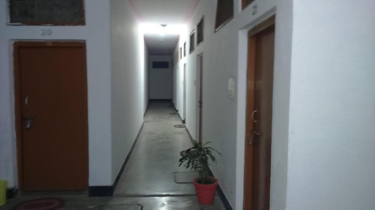 Hotel Yogi Lodge Khajurāho Eksteriør bilde
