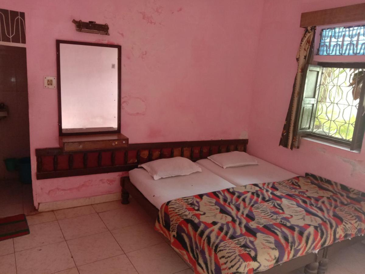 Hotel Yogi Lodge Khajurāho Eksteriør bilde