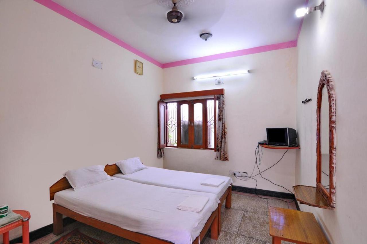 Hotel Yogi Lodge Khajurāho Eksteriør bilde